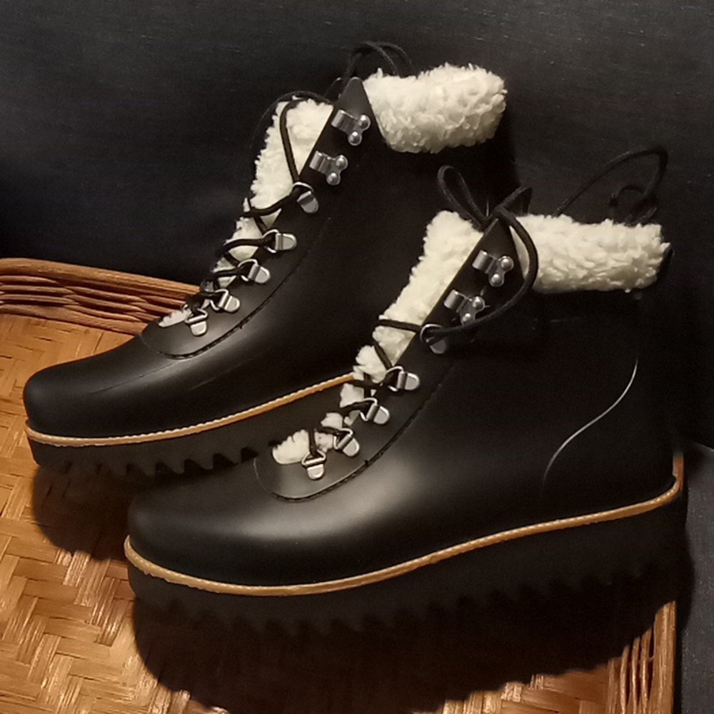 Bernardo Wiley Rain Boot Shoes 38